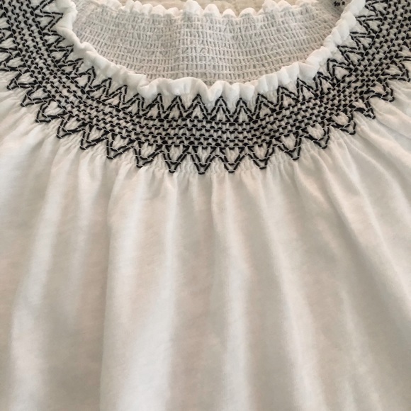 Casual smocked top - Picture 1 of 3